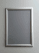 Alumínium plakátkeret szögletes biztonsági sarkokkal 50x70 cm-es