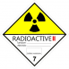 ADR 7B bárca Radioaktív anyagok, fehér-sárga élére állított négyzet, radioaktív piktogrammal